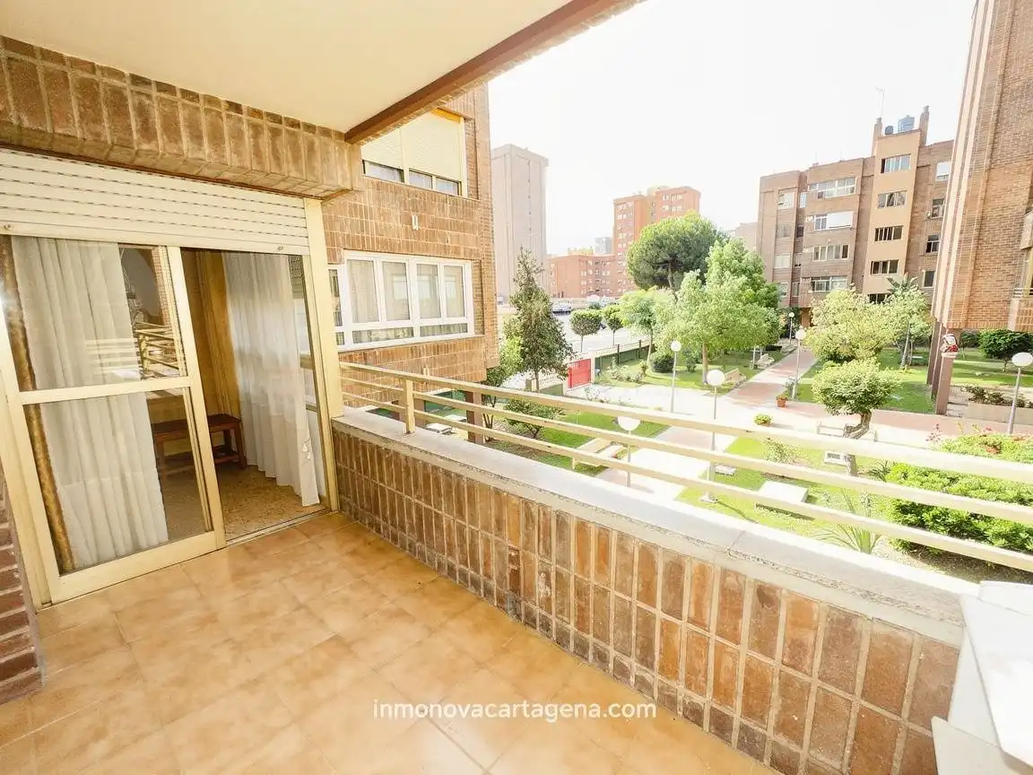 Pis amb terrassa en venda a Calle Ángel Bruna 27, imagen 4