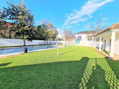 Jardí de Casa adosada en venda en Sotogrande