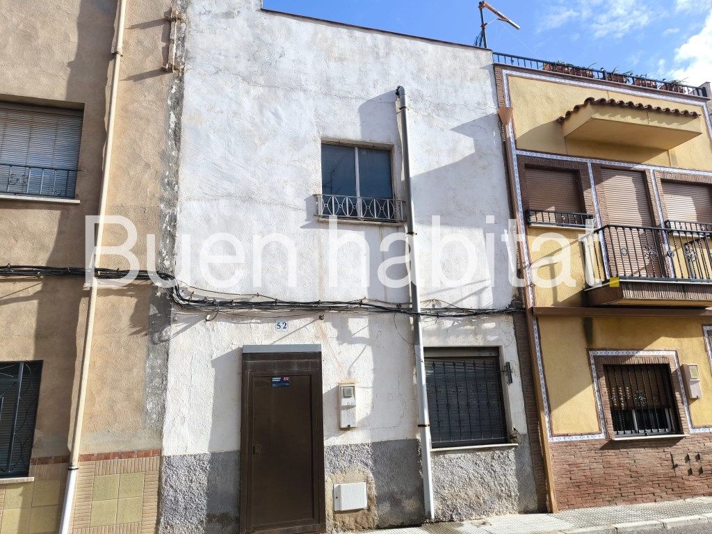 Vista exterior de Casa adosada en venda en Castellón de la Plana / Castelló de la Plana