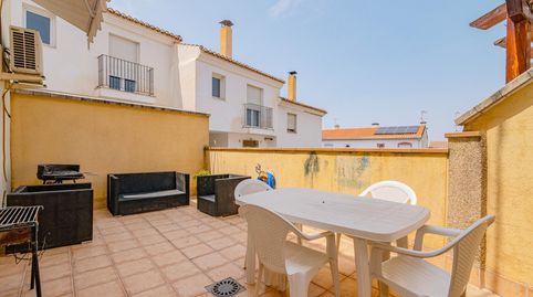 Foto 2 de Casa adosada en venta en Calle Calle de la Albahaca, Barrio de la Vega, Monachil