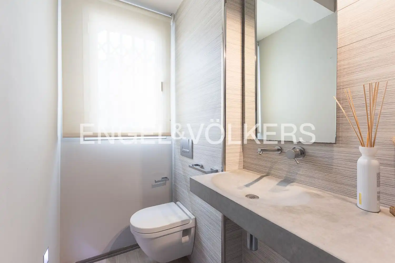 Badezimmer von Wohnung zum Verkauf in Valencia mit Klimaanlage, Heizung und Möbliert