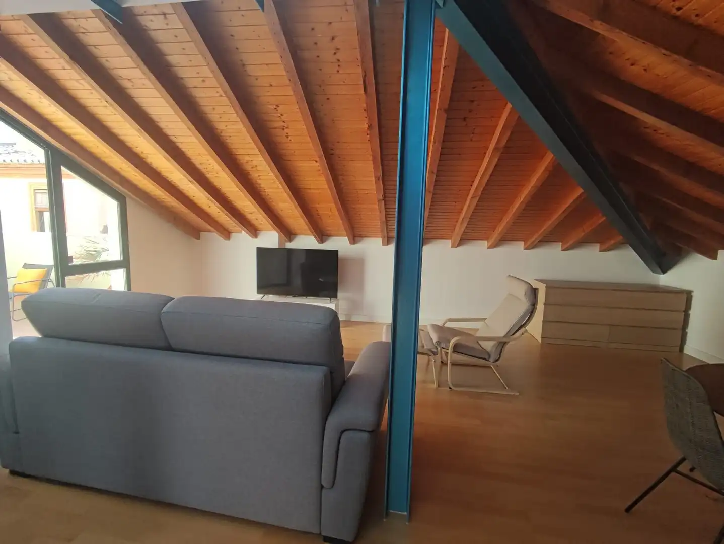 Wohnzimmer von Loft zur Miete in Málaga mit Klimaanlage, Terrasse und Möbliert