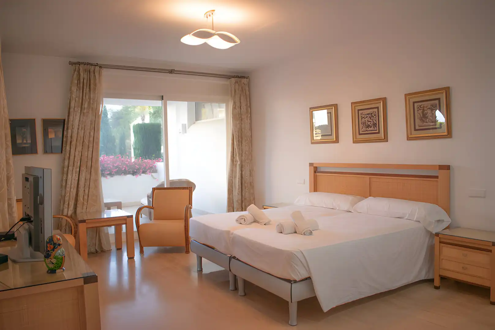 Dormitori de Planta baixa en venda en Marbella amb Aire condicionat, Calefacció i Terrassa