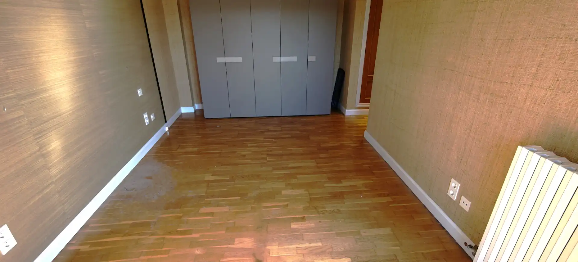 Bedroom of Attic for rent in Zaragoza  with Air Conditioner, Heating and Parquet flooring