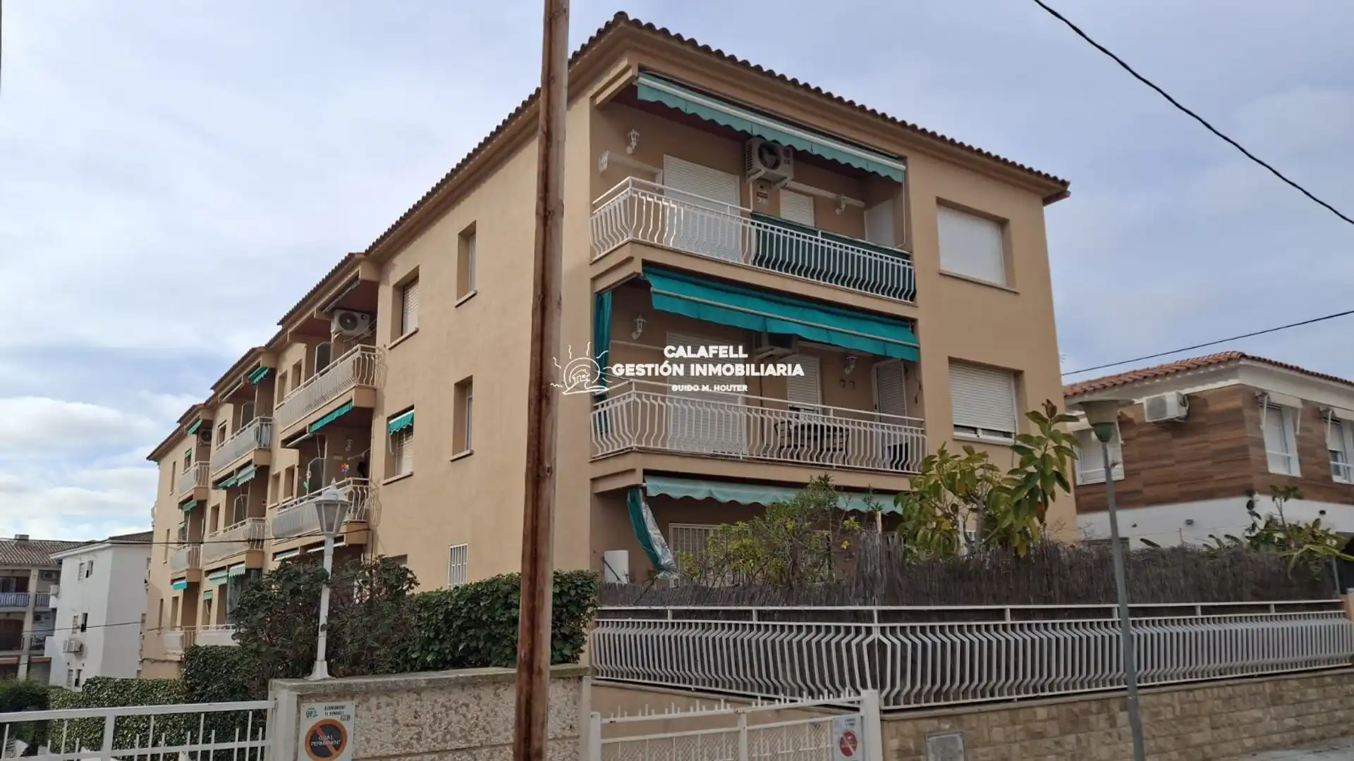 Vista exterior de Apartamento en venta en El Vendrell con Terraza