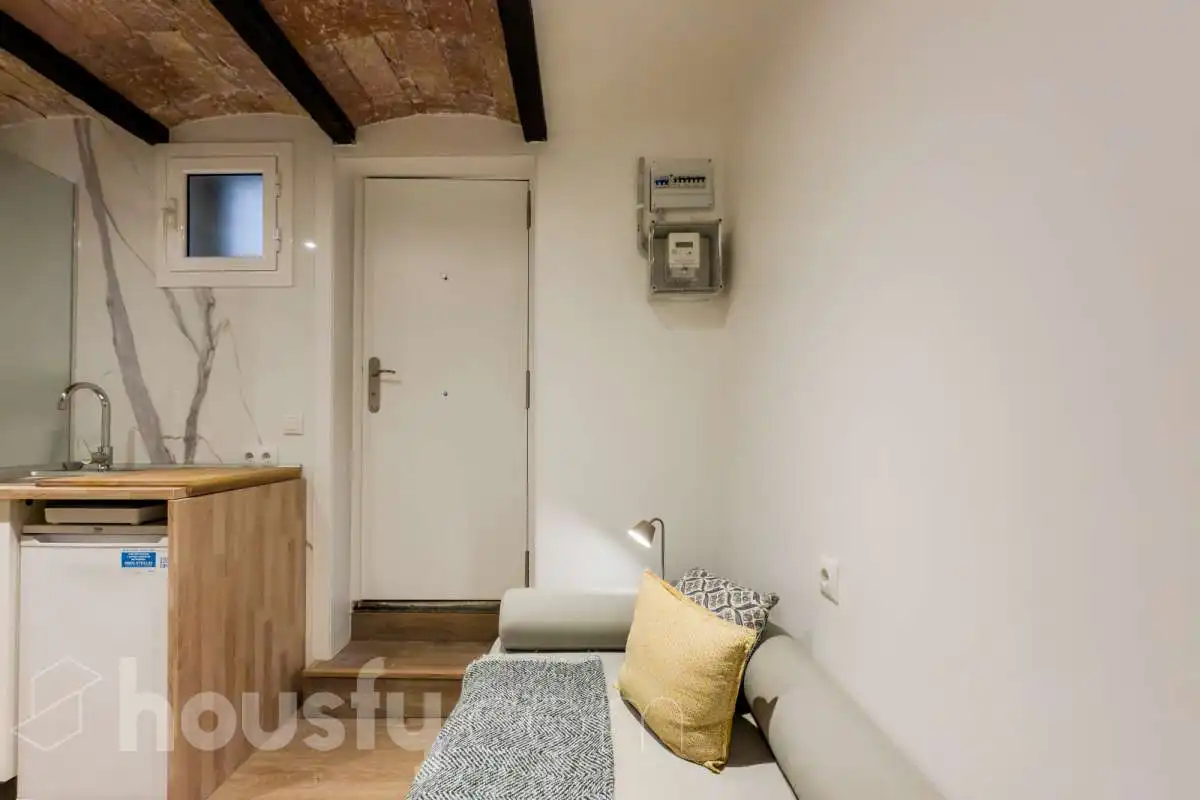 Schlafzimmer von Erdgeschoss zum Verkauf in Barcelona