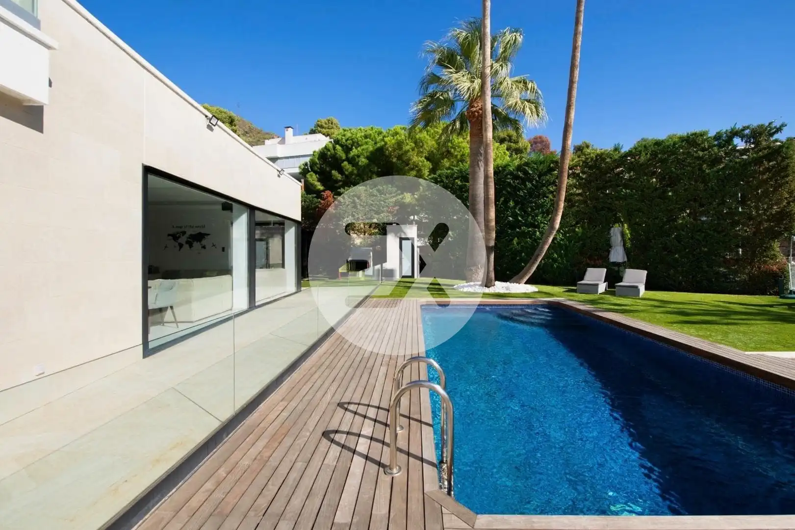 Swimming pool of Houses for sale in Castelldefels  with Air Conditioner, Heating and Private garden