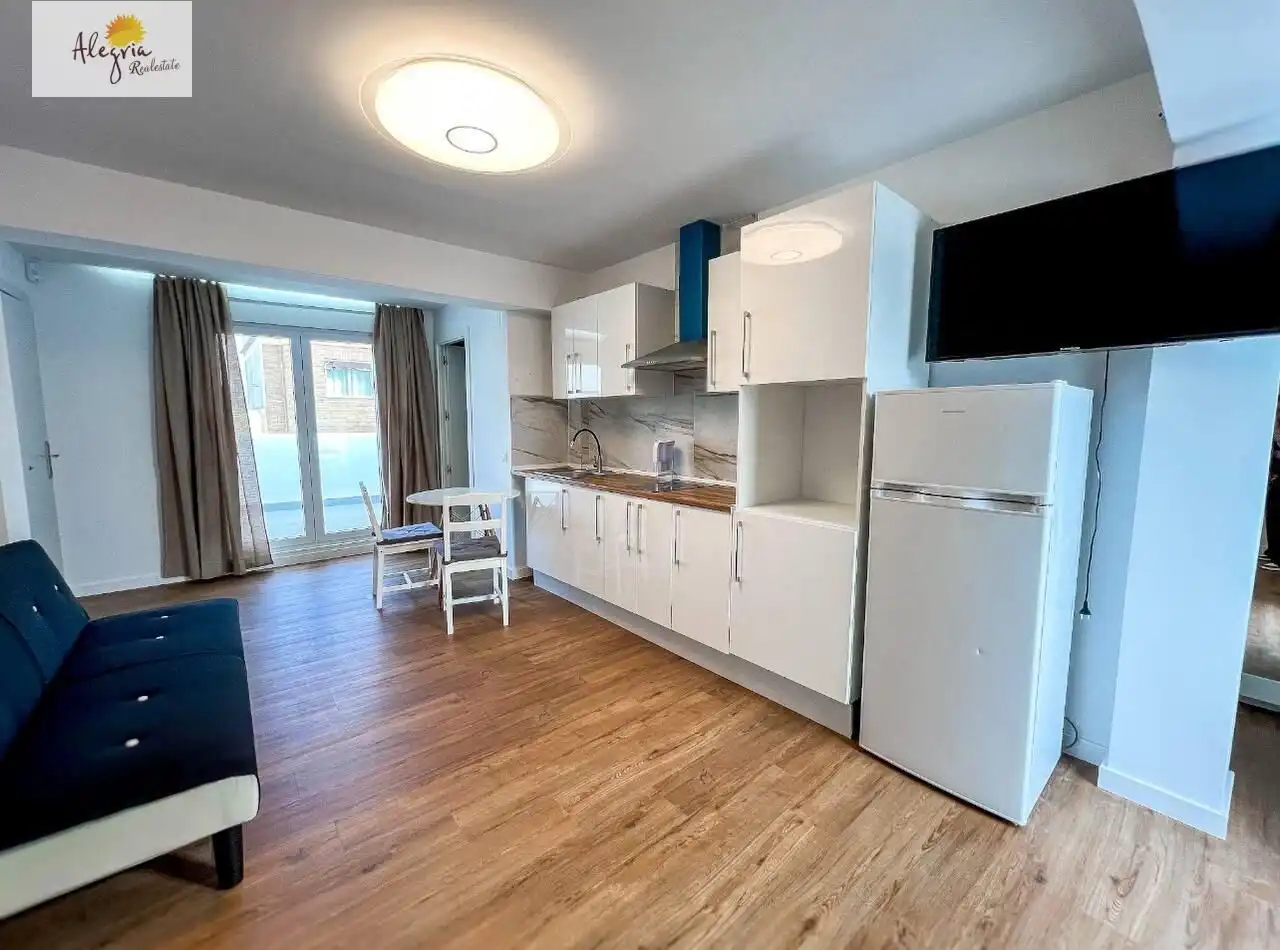 Penthouse with terrace to rent in Calle PERE EL GRAN -P, imagen 5