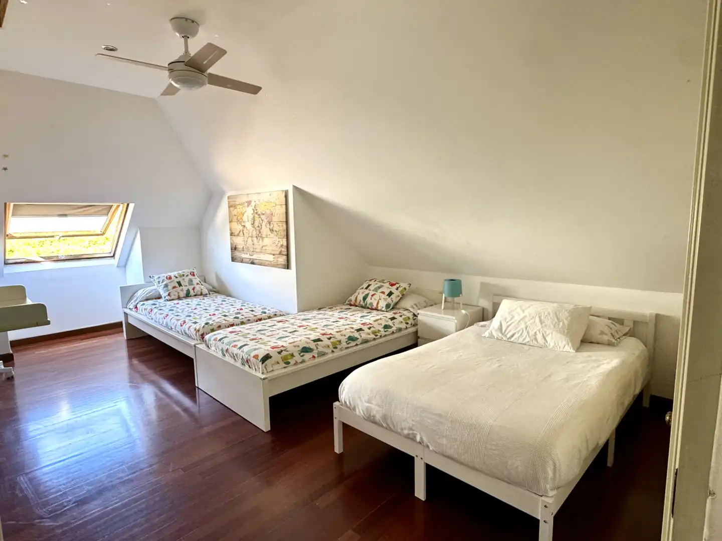 Habitación de Casa o chalet en venta en Sanxenxo con Calefacción, Jardín privado y Terraza