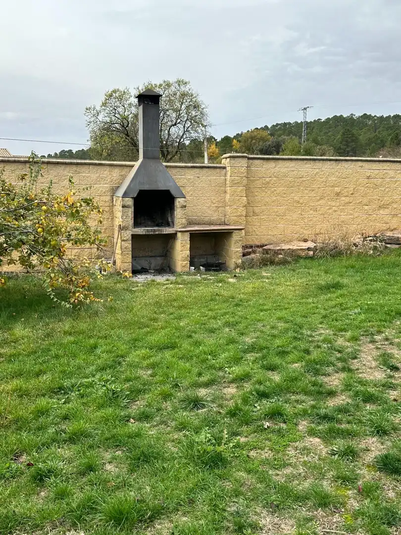 Jardín de Casa o chalet en venta en Villalba de la Sierra con Aire acondicionado, Calefacción y Terraza