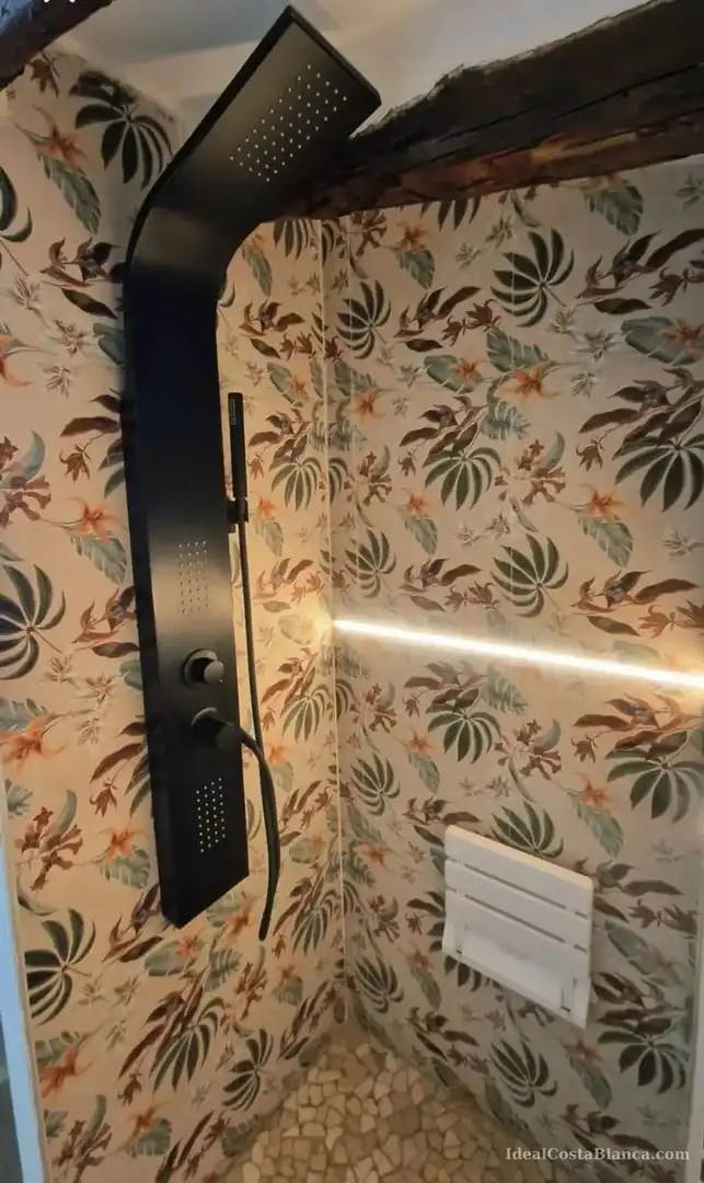 Baño de Casa adosada en venta en Confrides, Alicante