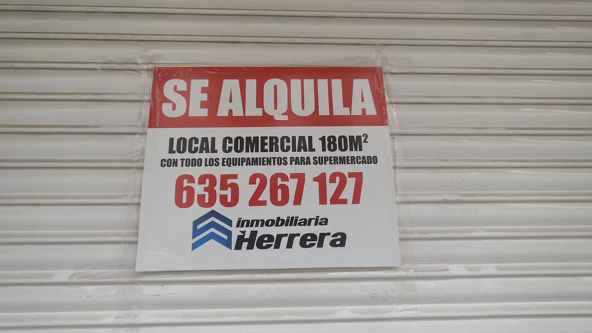 Local commercial à louer à Calle Monjas 26