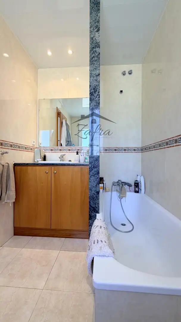 Baño de Piso en venta en Vidreres con Aire acondicionado, Calefacción y Terraza