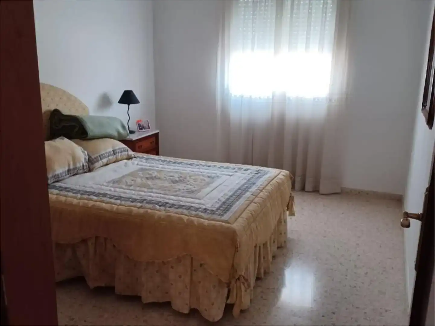 Dormitori de Pis en venda en San Bartolomé de la Torre amb Balcó
