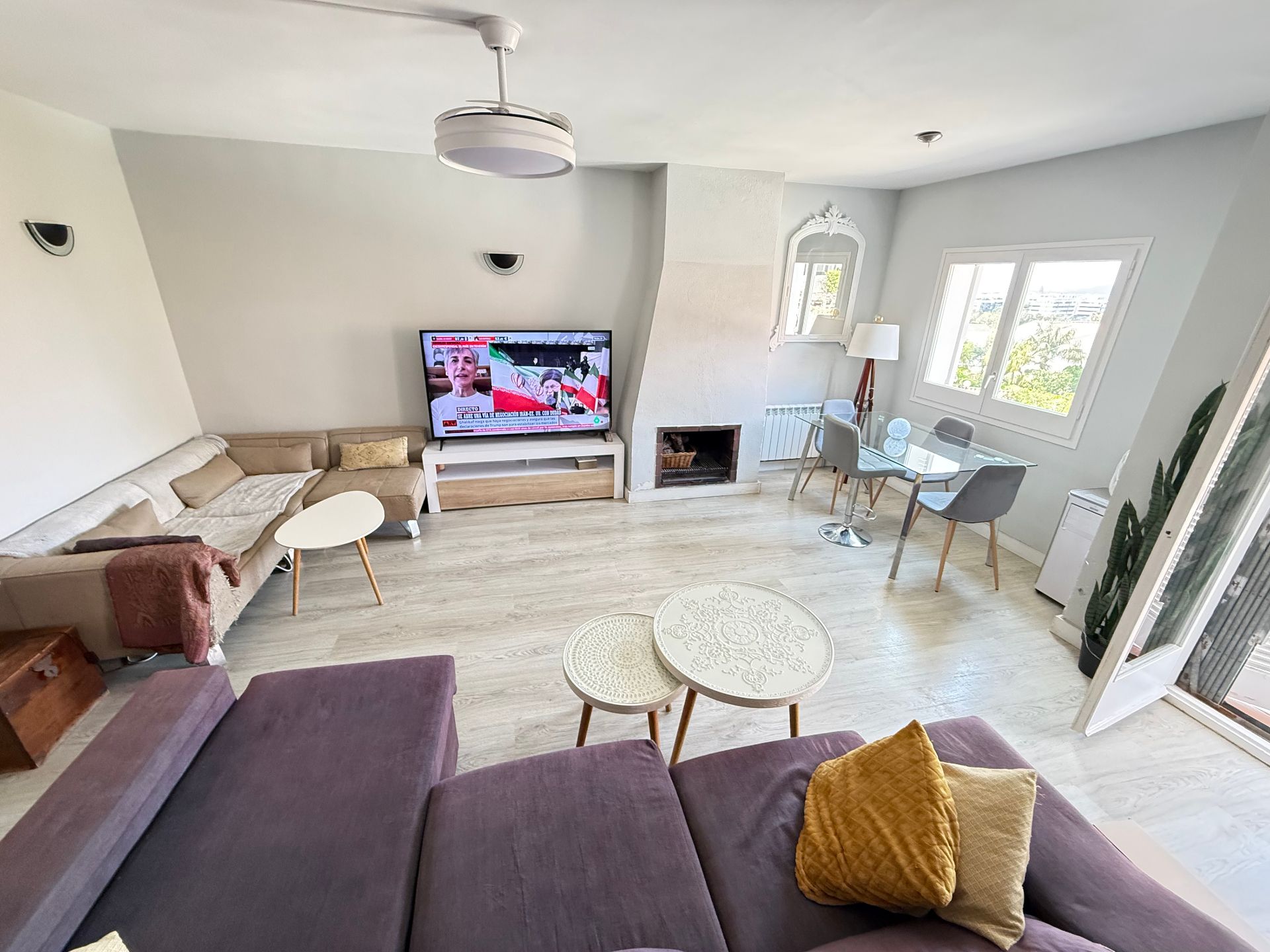 Sala d'estar de Casa adosada de lloguer en Sitges amb Calefacció, Terrassa i Traster