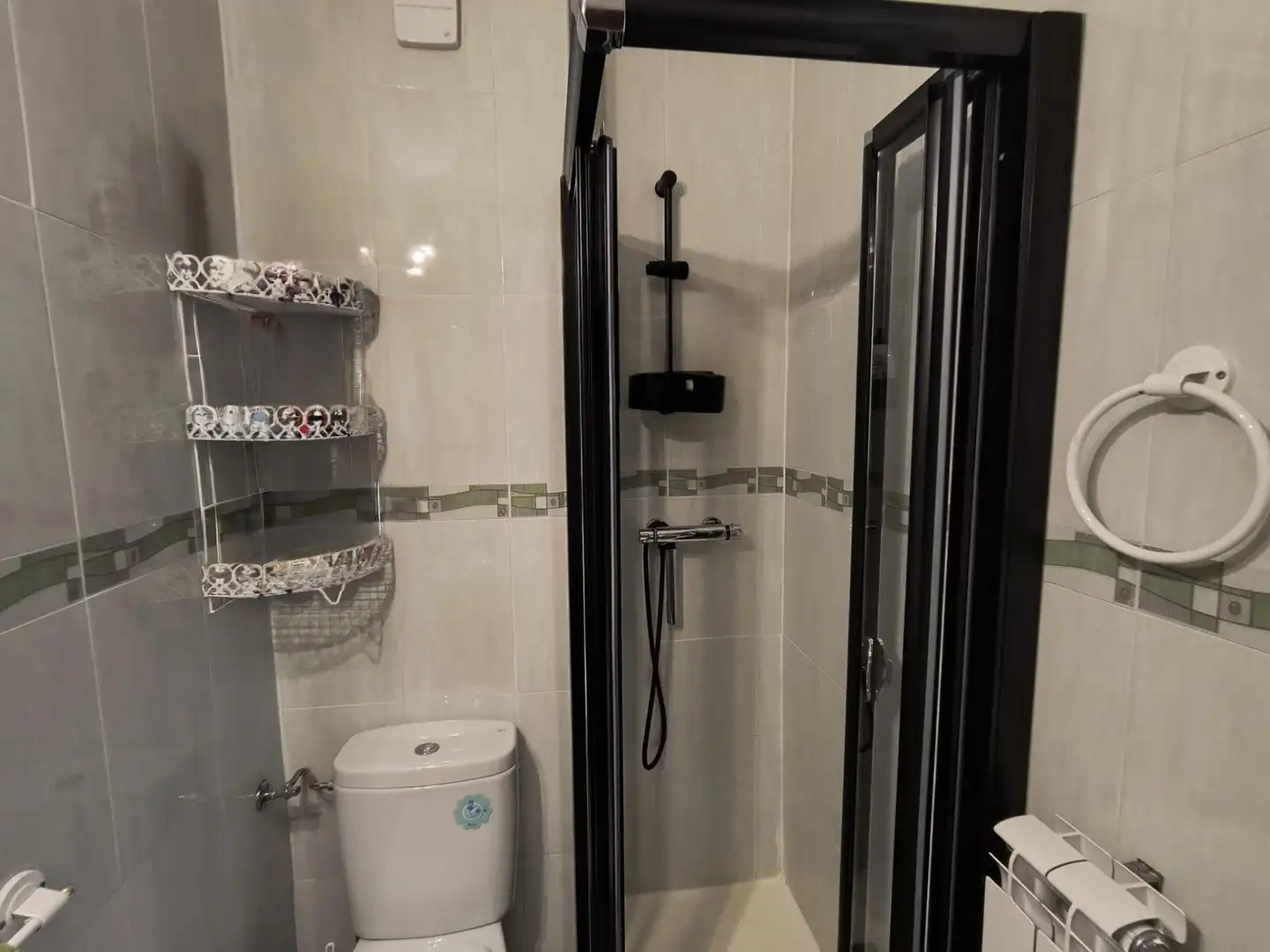 Bathroom of Flat for sale in Guadalajara  with Heating and Balcony