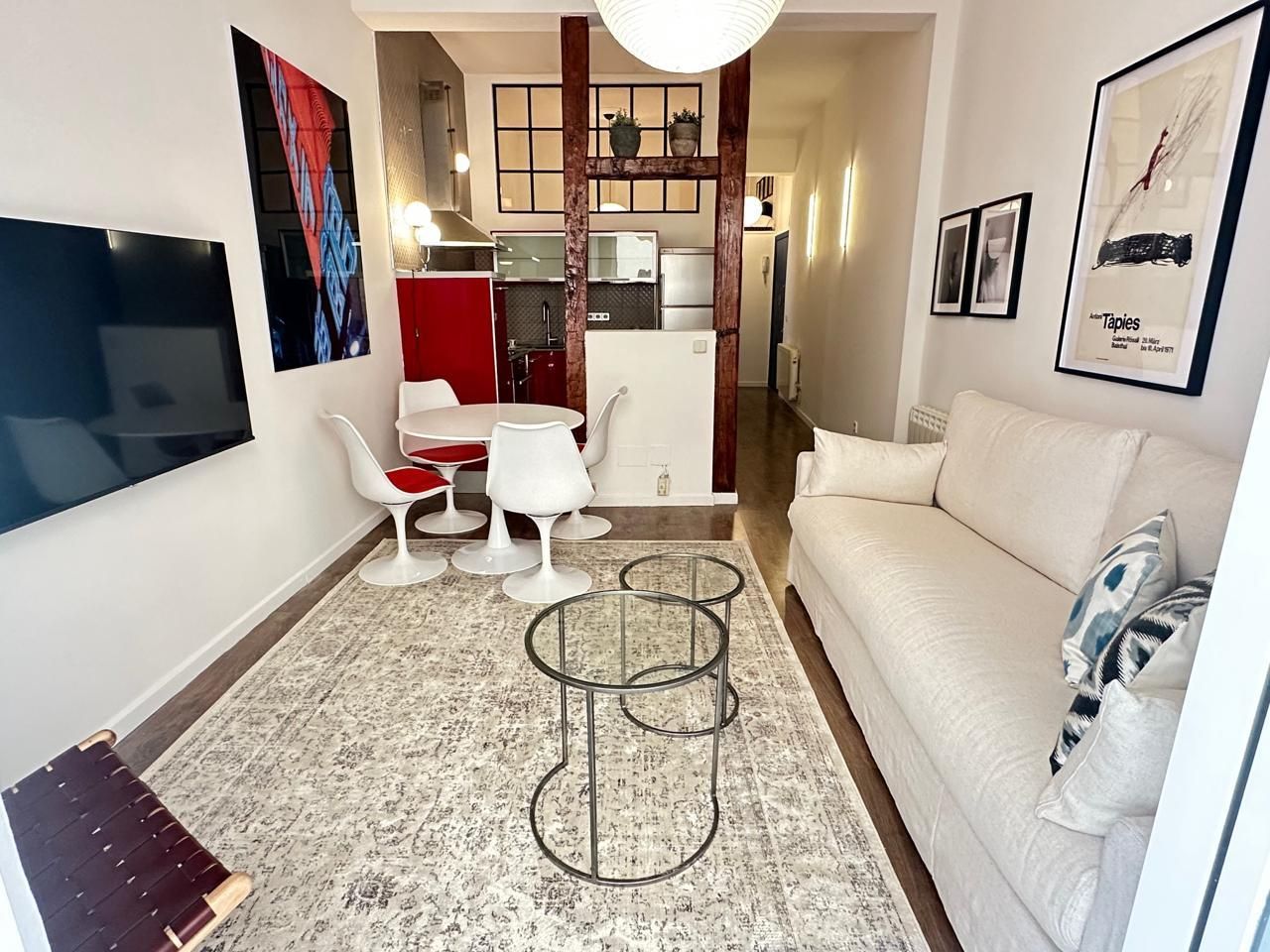 Sala d'estar de Pis de lloguer en  Madrid Capital amb Calefacció i Balcó