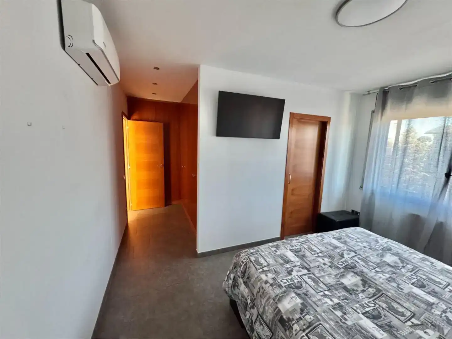 Dormitori de Casa o xalet en venda en Reus amb Aire condicionat, Jardí privat i Piscina