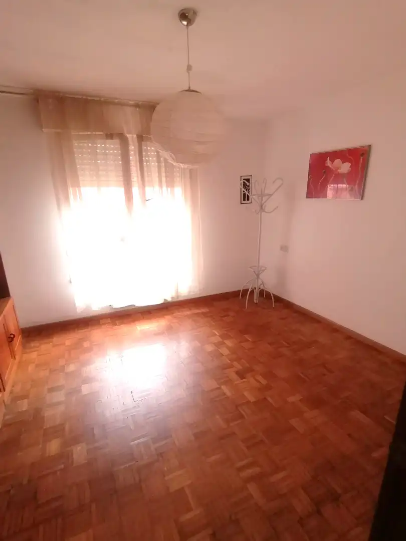 Bedroom of Flat for rent in Gijón   with Heating, Parquet flooring and Storage room
