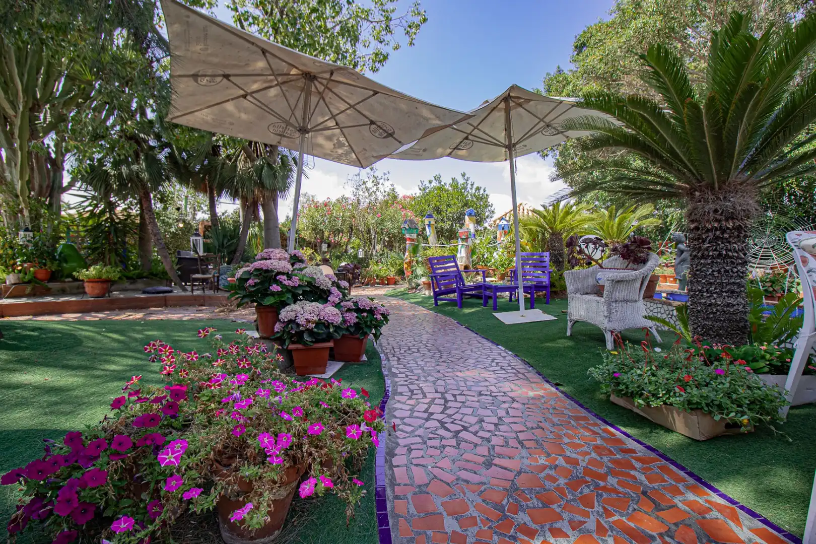 Jardí de Local en venda en Orihuela amb Aire condicionat