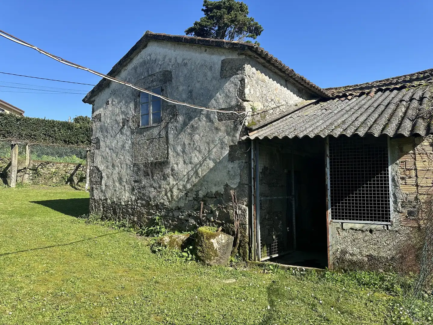 Vista exterior de Casa o xalet en venda en Teo amb Jardí privat