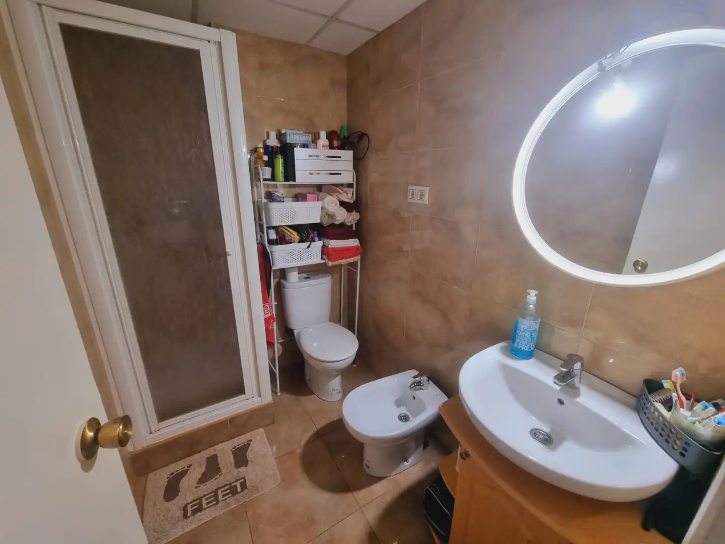 Baño de Piso en venta en Salou con Terraza, Amueblado y Lavadora