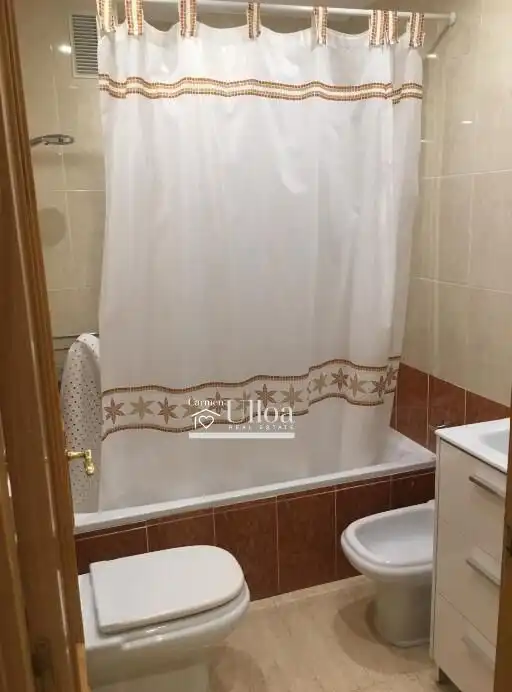 Baño de Piso en venta en El Campello con Aire acondicionado, Calefacción y Jardín privado