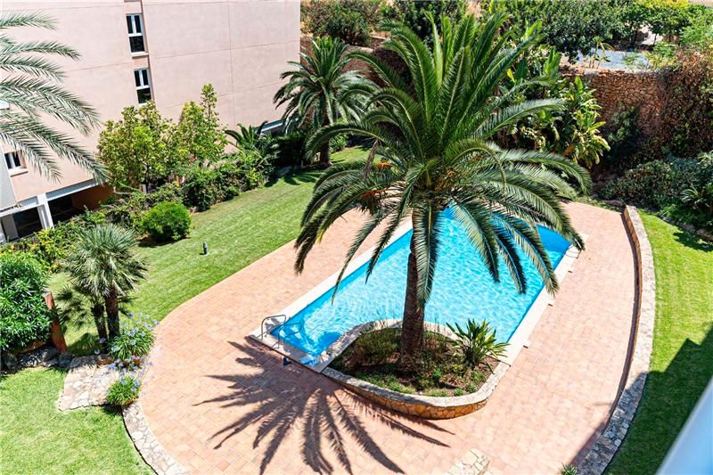 Swimming pool of Flat for sale in  Palma de Mallorca  with Air Conditioner, Terrace and Community pool