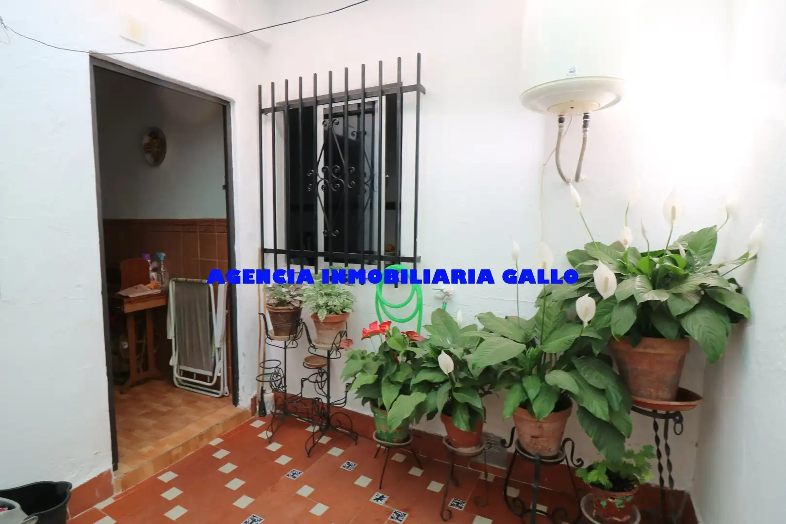 Garden of Detached homes for sale in Sevilla  with Air Conditioner and Storage room