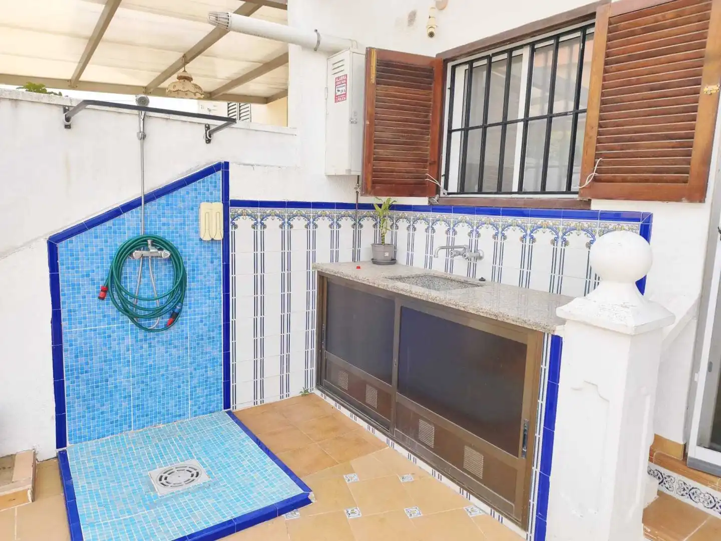 Kitchen of Detached homes for sale in Tavernes de la Valldigna  with Air Conditioner, Terrace and Swimming Pool