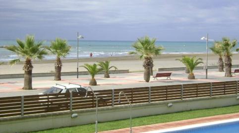 Photo 2 of Flat to rent in Calle Figueral, 43, Les Salines - Pla de Sant Pere, Cubelles