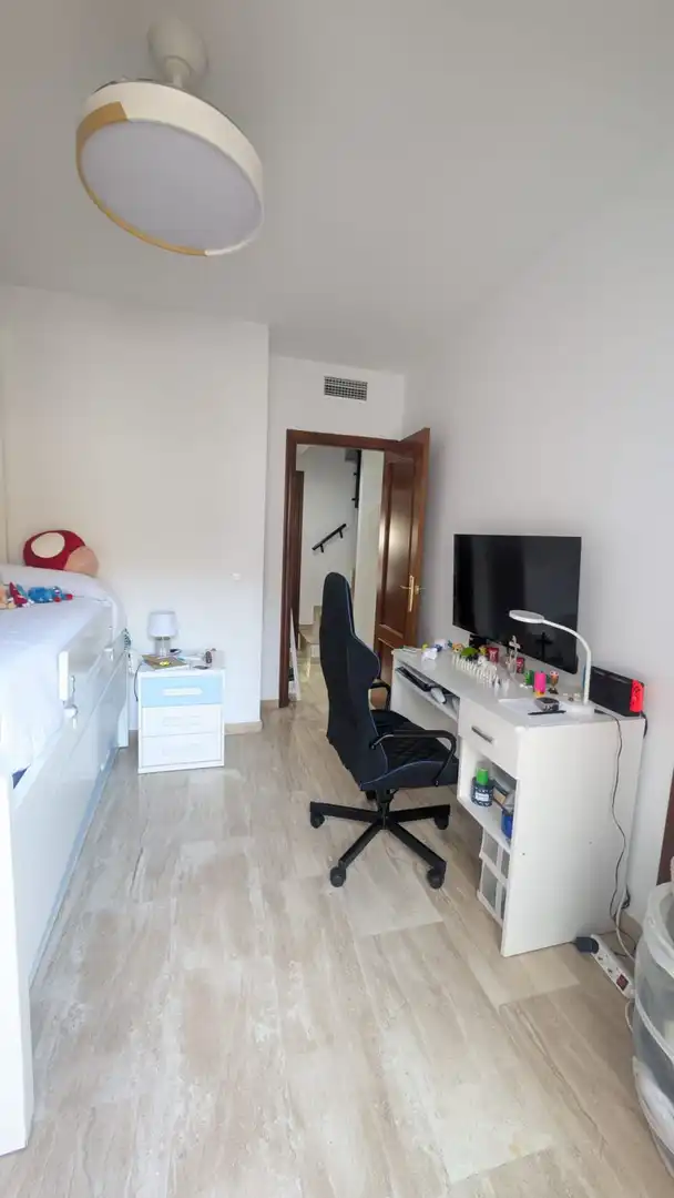 Bedroom of Houses for sale in Córdoba  with Air Conditioner, Heating and Storage room