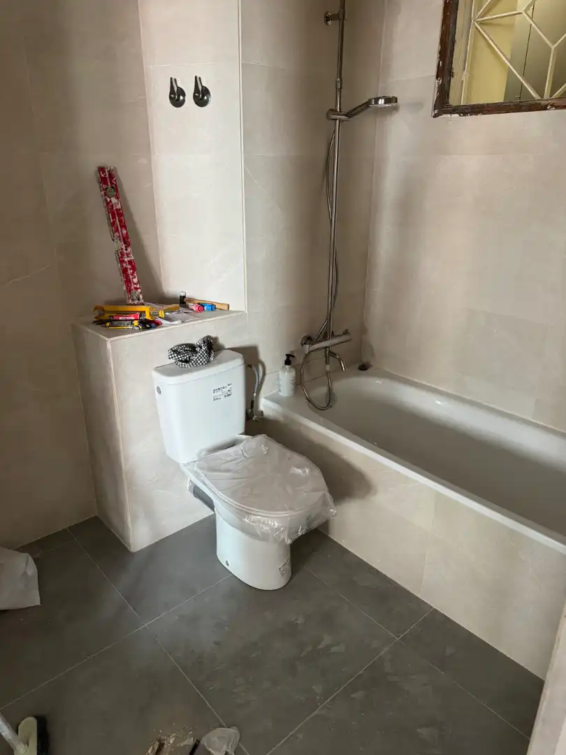 Bany de Pis de lloguer en Barcelona amb Aire condicionat, Calefacció i Parquet