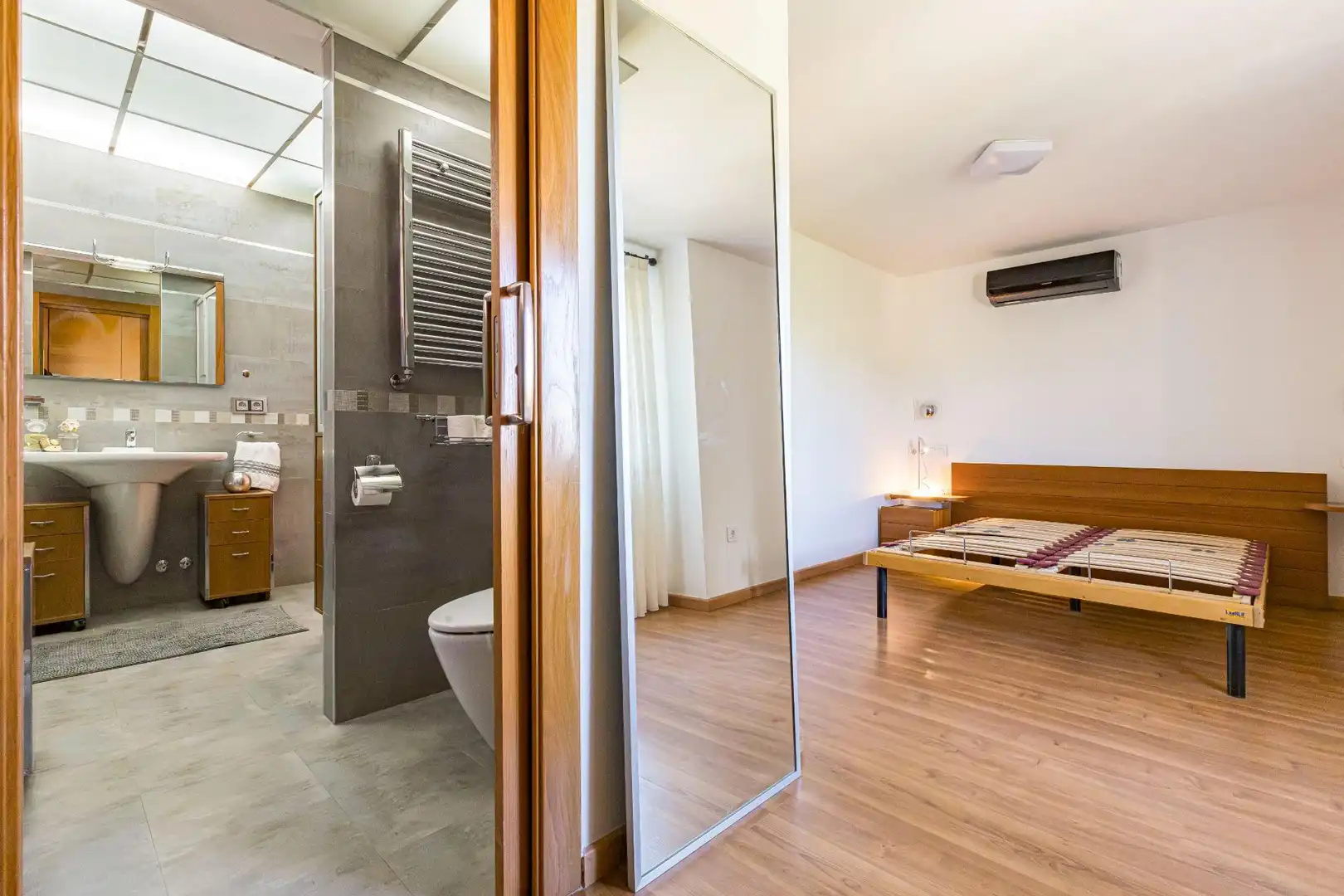 Dormitori de Casa adosada en venda en Murcia amb Aire condicionat, Jardí privat i Terrassa