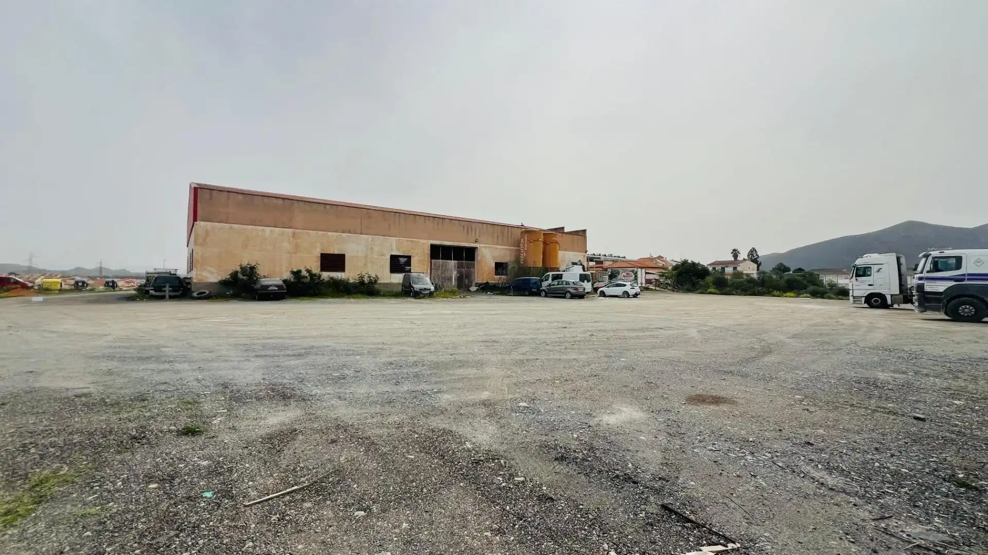 Vista exterior de Nave industrial en venta en Cártama