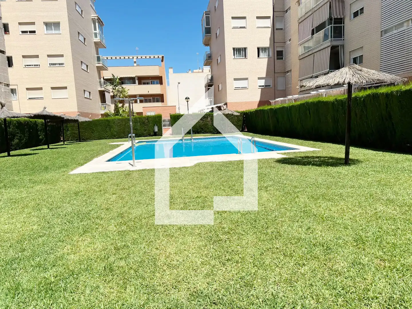 Piscina de Piso en venta en San Vicente del Raspeig / Sant Vicent del Raspeig con Aire acondicionado, Terraza y Piscina comunitaria