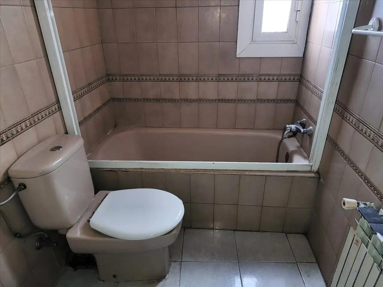 Bany de Pis en venda en Canovelles amb Balcó