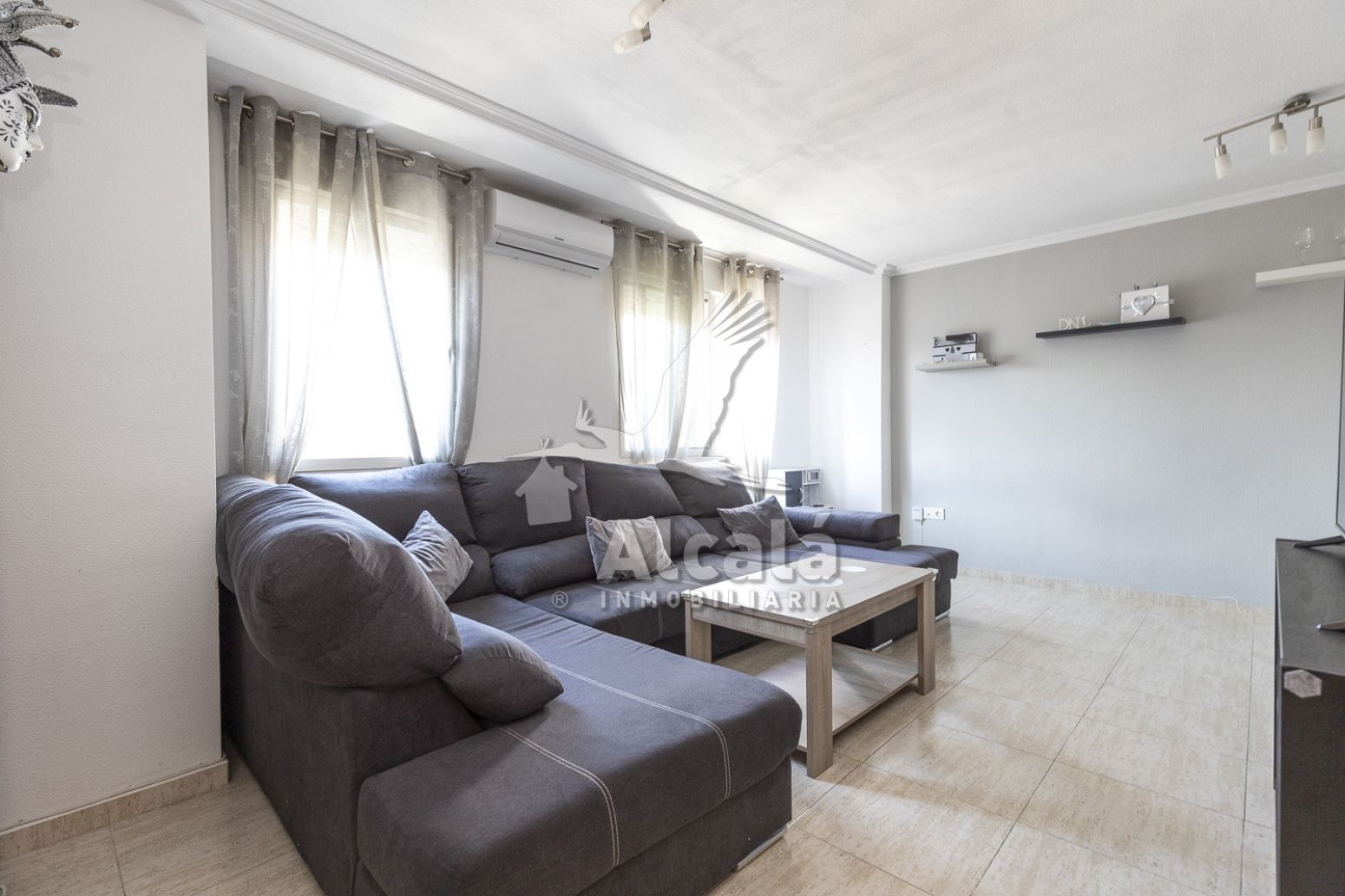 Living room of Flat for sale in Azuqueca de Henares  with Air Conditioner and Heating