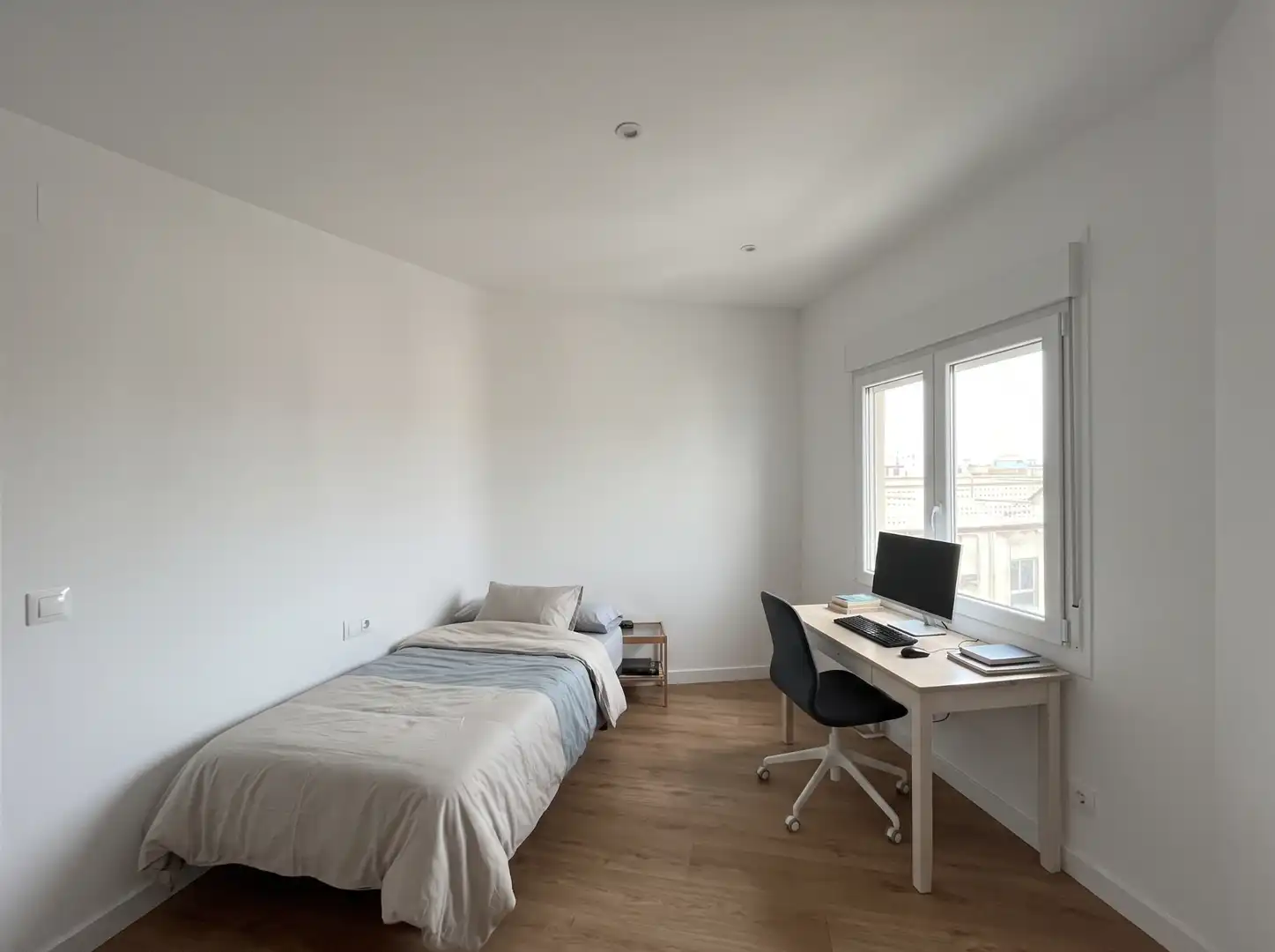 Bedroom of Flat for sale in Els Pins