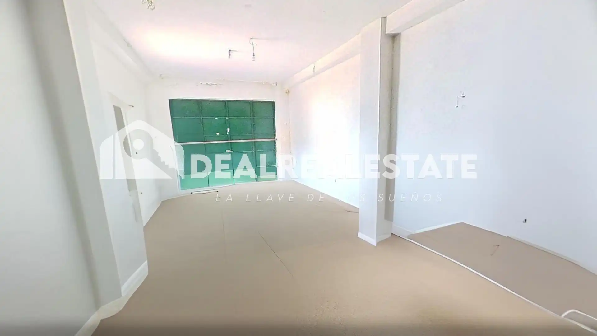 Houses for sale in Brenes  with Air Conditioner, Terrace and Storage room