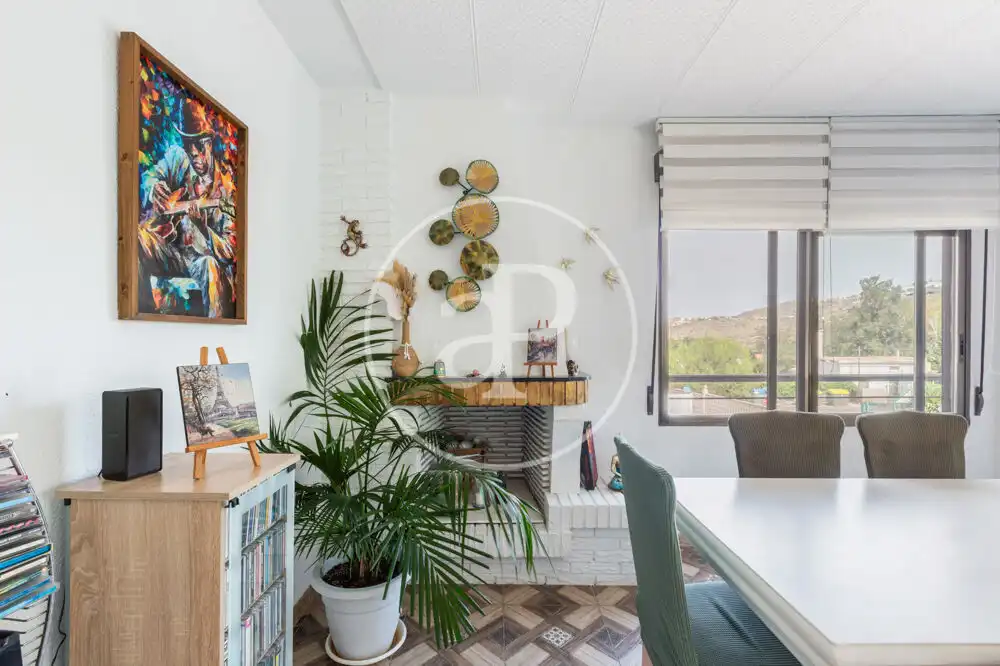 Comedor de Casa o chalet en venta en Chiva con Aire acondicionado, Calefacción y Jardín privado