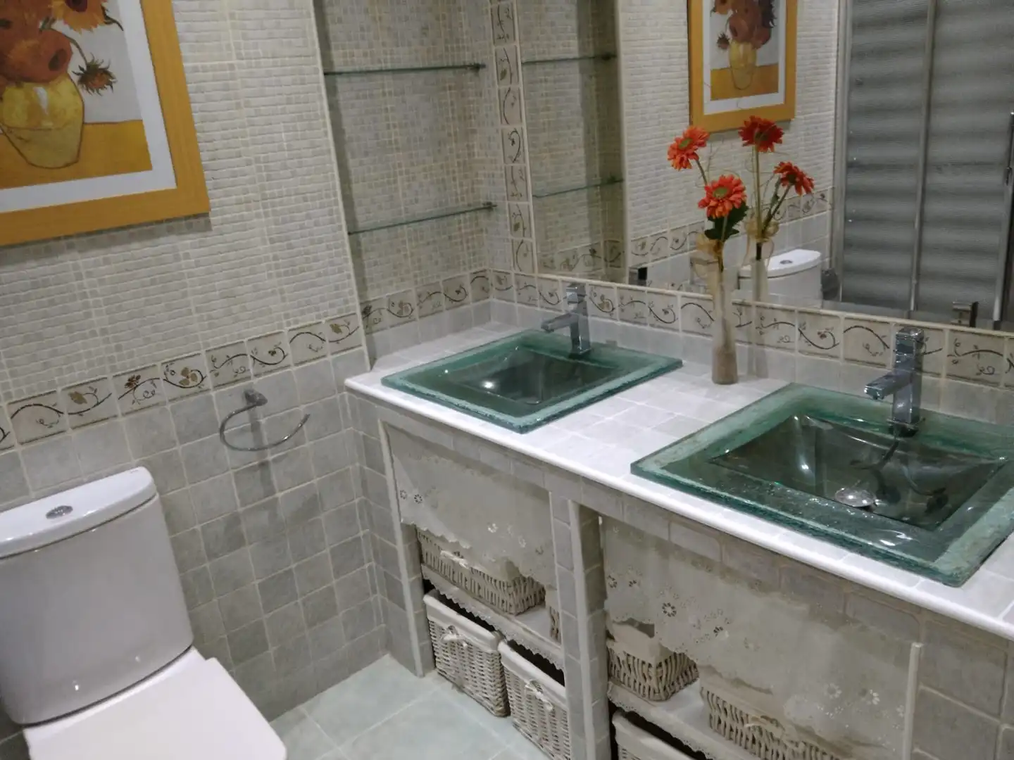 Badezimmer von Wohnung zur Miete in Alcorcón mit Klimaanlage, Heizung und Parkett