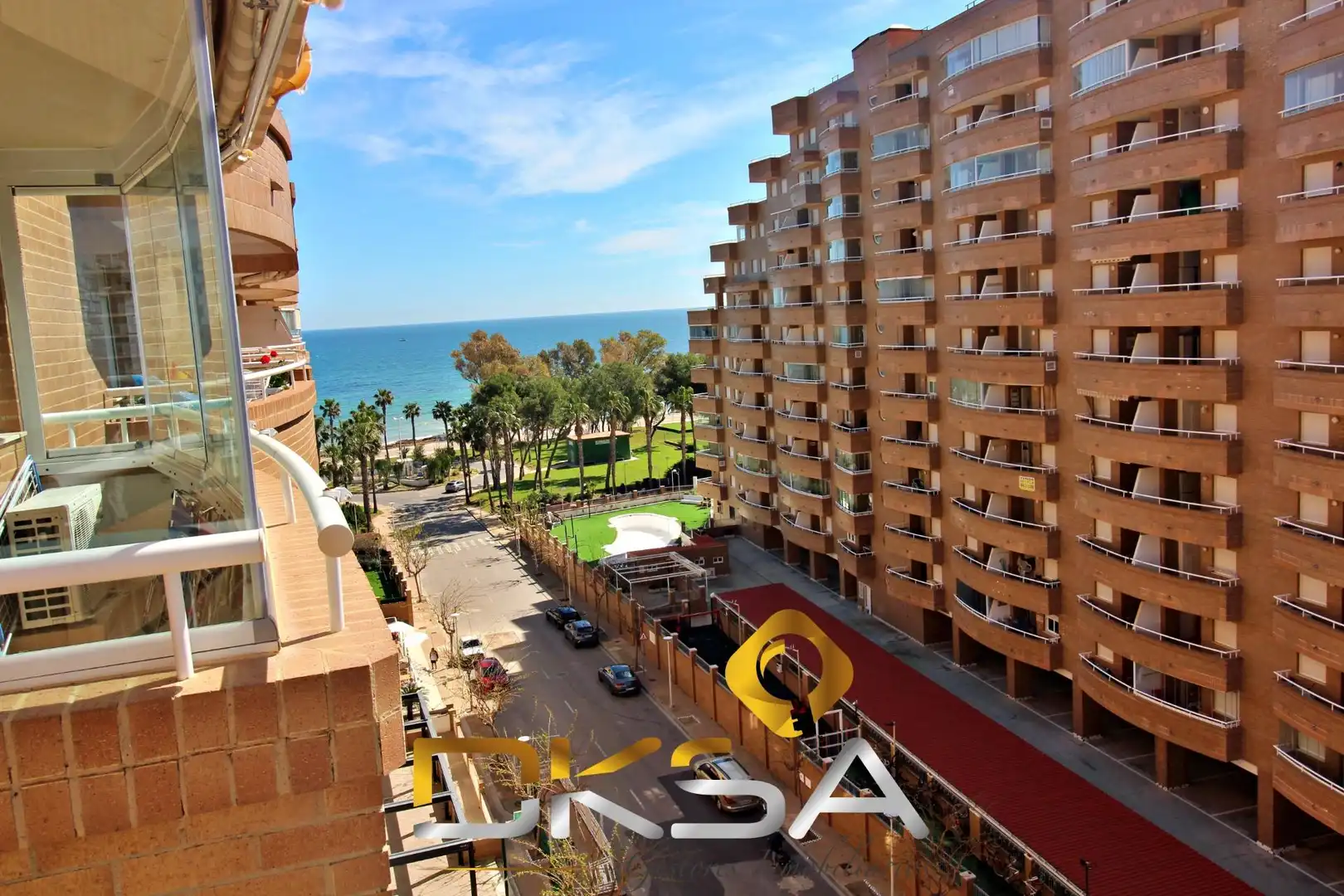 Apartment with pool for sale in Calle AMPLARIES