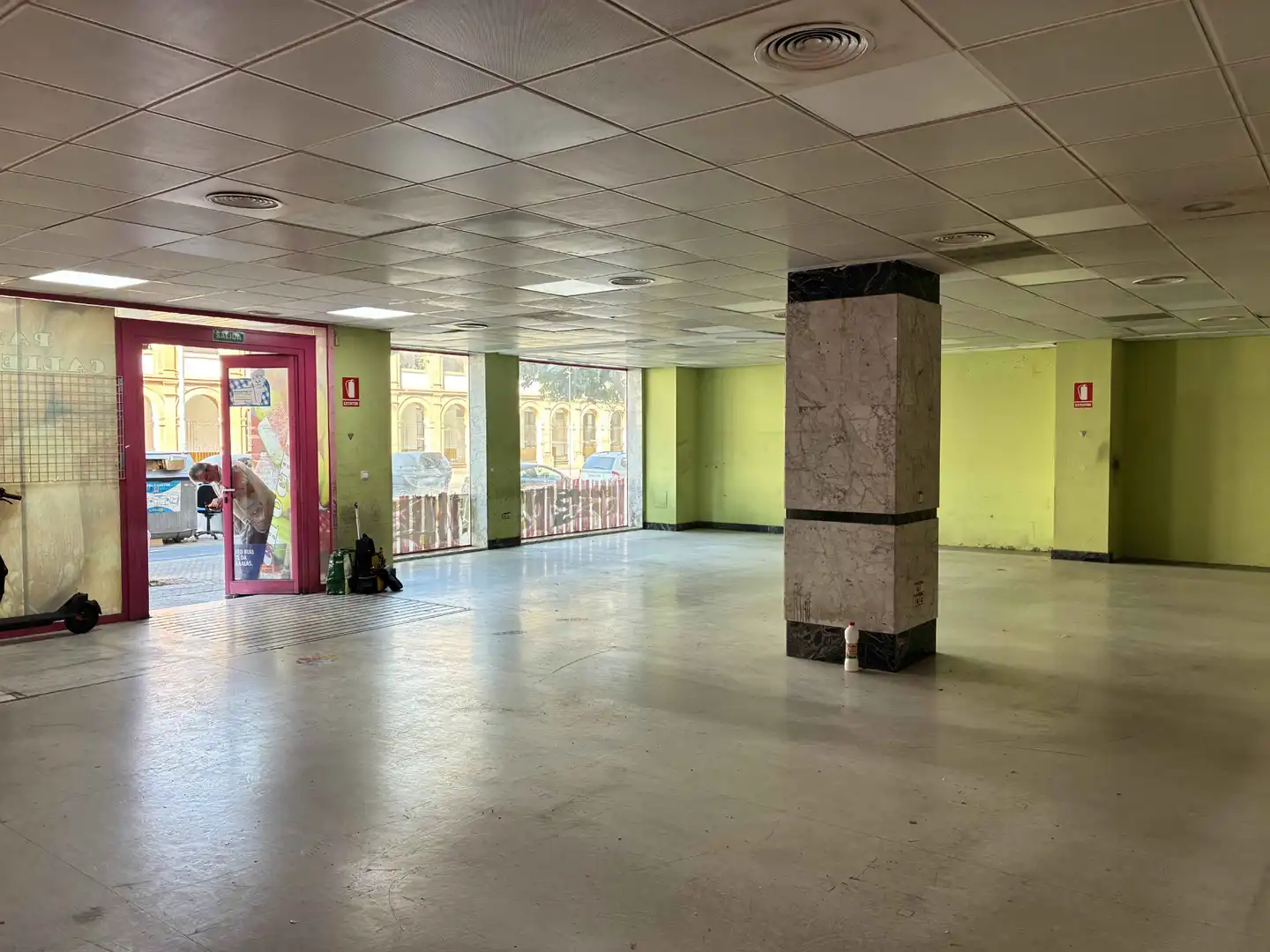 Geschaftsraum zur Miete in Avenida de Ramón y Cajal, 43, Ciudad Jardín