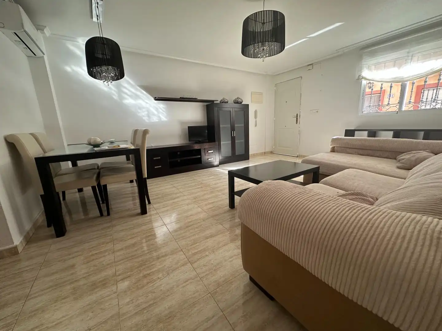 Adosado con piscina en venta en Calle Salvador Dalí, imagen 6