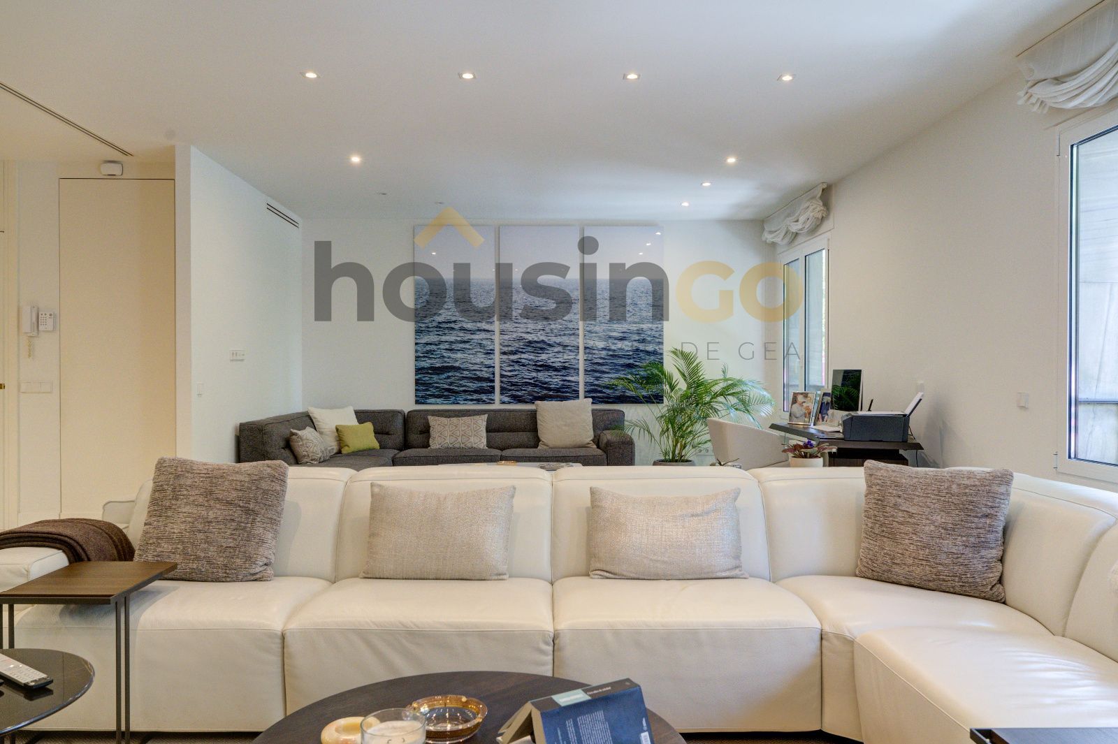 Living room of Flat for sale in  Madrid Capital  with Air Conditioner, Terrace and Oven