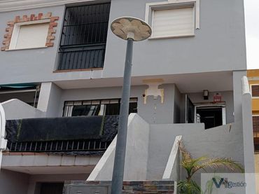 Casa en venda a Taraguilla- Estación