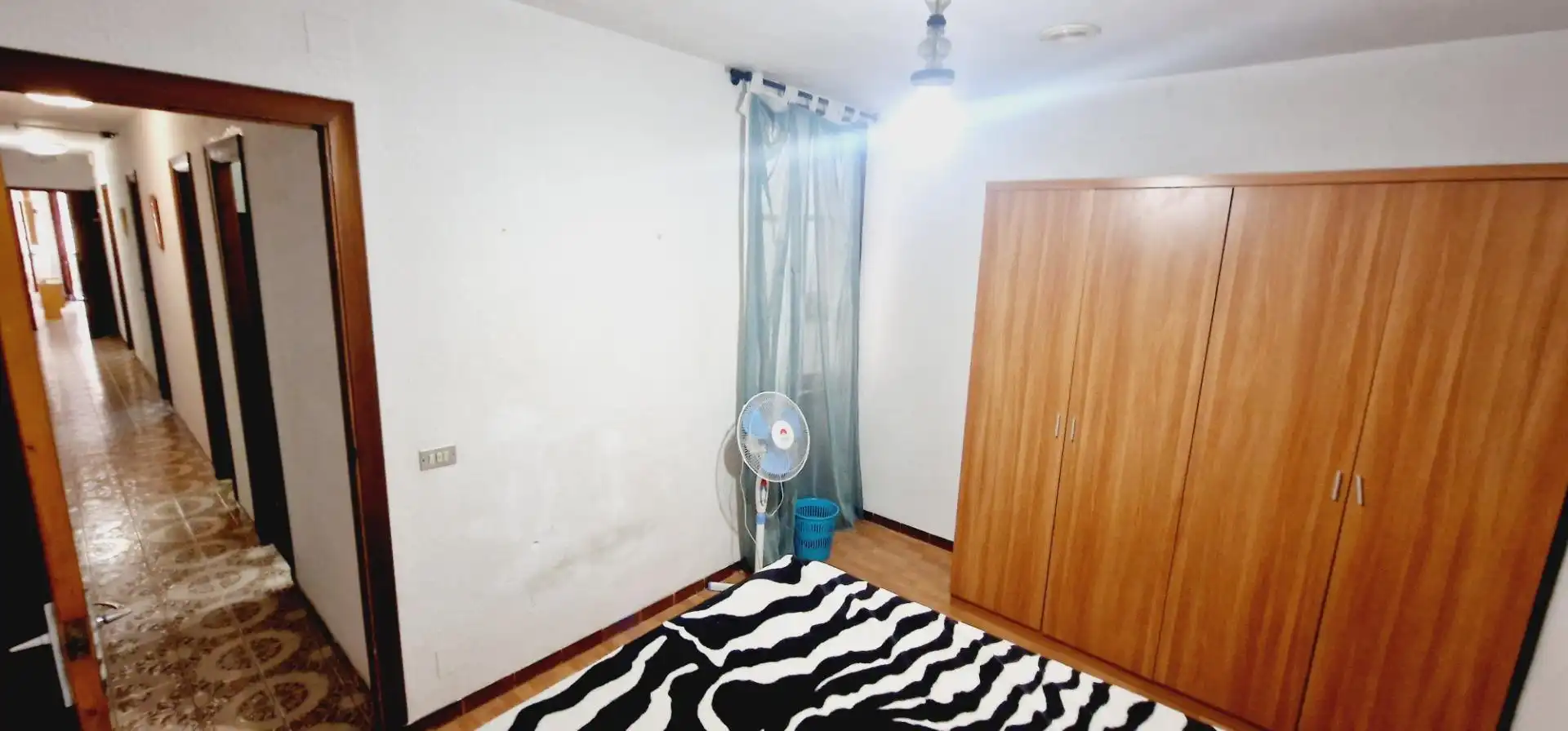 Buildings for sale in Ensanche - Parque del Oeste