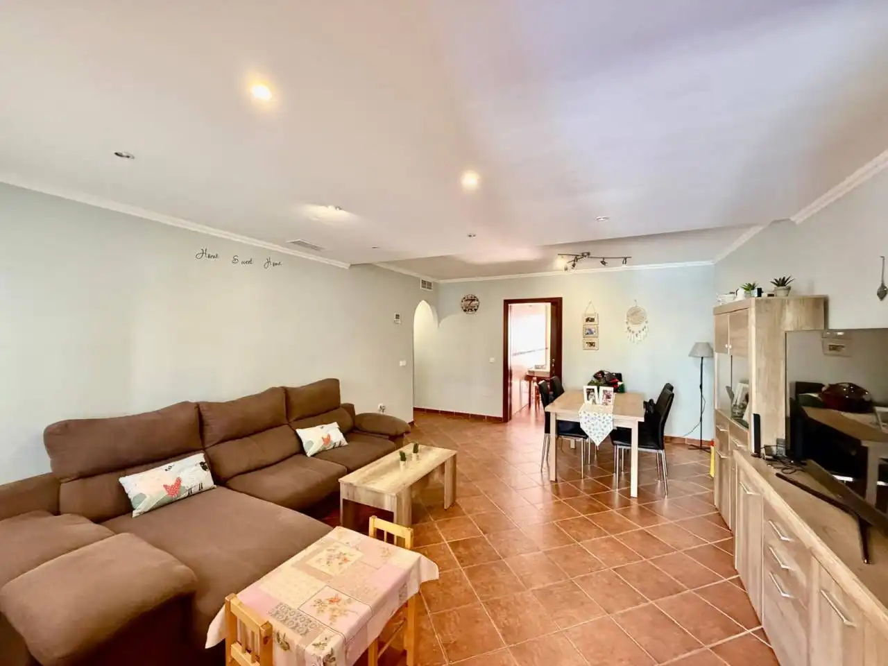 Wohnzimmer von Wohnung zur Miete in Rincón de la Victoria mit Privatgarten, Terrasse und Möbliert
