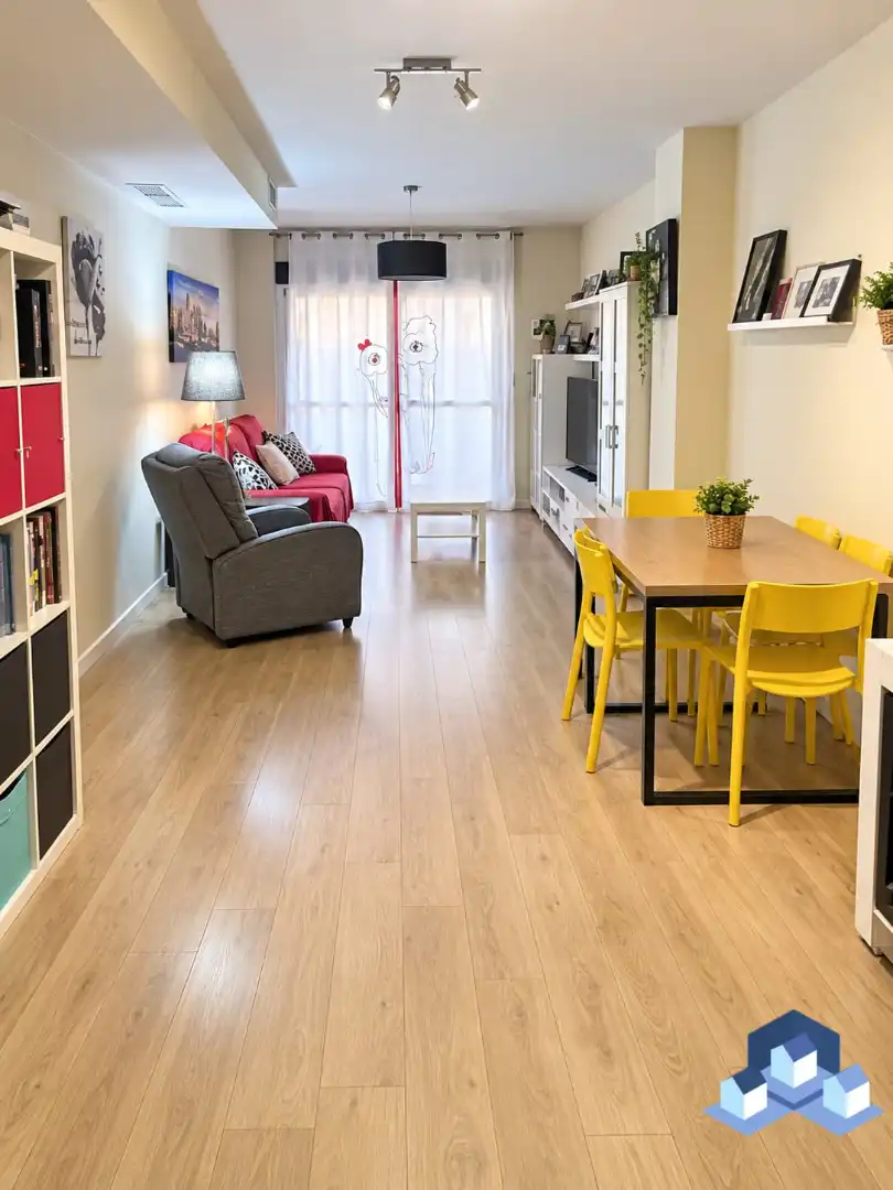 Appartement compact avec terrasse à vendre à Calle Pérez Casas 51, imagen 6